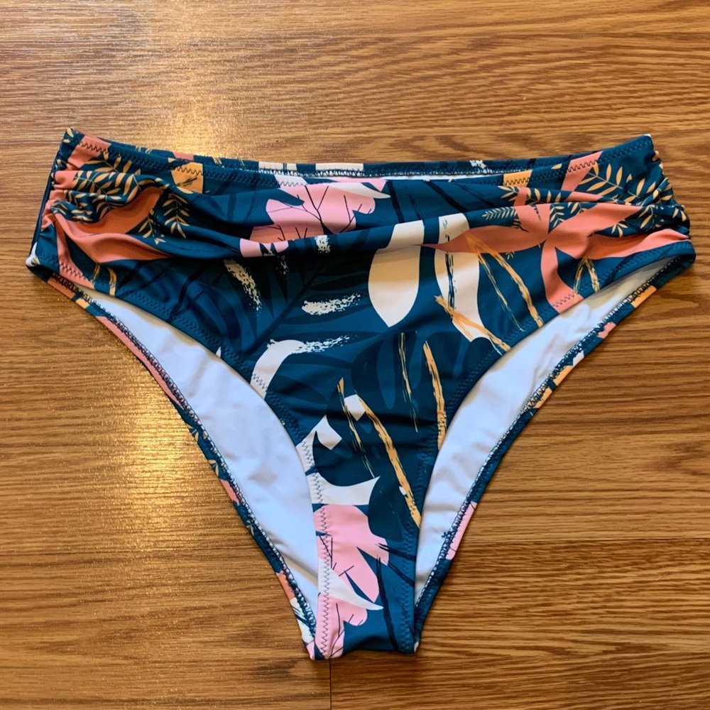 NWT Live Life on the Beach High Waist Bathing Suit Bottoms